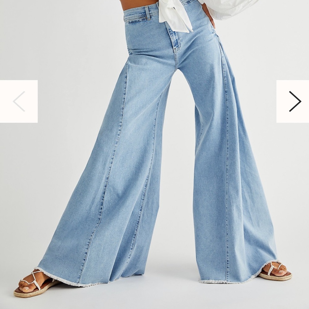 On hold 🦢 Free People Santa Cruz Sky Blue Wide-Leg High-Rise Stretch Jeans - Picture 3 of 5